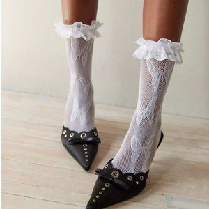 NWT White Lace Leg Avenue Butterfly Fishnet Anklet Sock